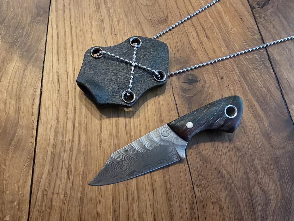 A0141_Neck-Knife (2)